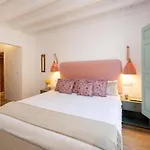 Chezmoihomes Gloria With Parking Villa