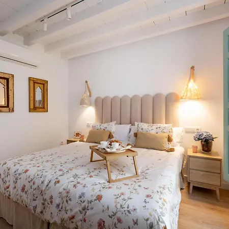 Chezmoihomes Gloria With Parking Villa